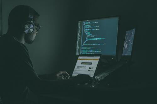 https://dfcyber.com/wp-content/uploads/2021/01/jefferson-santos-9SoCnyQmkzI-unsplash-2.jpg